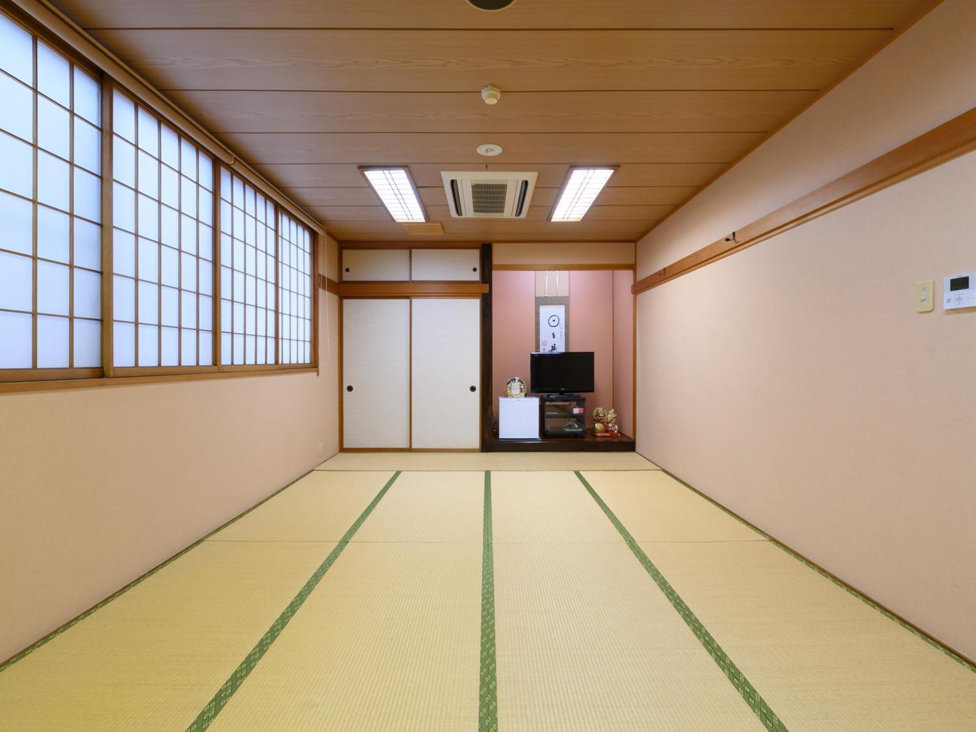 Tabist Business Ryokan Hotel Yukimiso Тояма Екстериор снимка